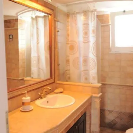 Holiday home Tsipouras House